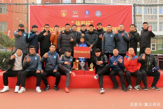 英格兰名哨安东尼·泰勒宣布退休